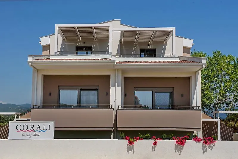 Corali Luxury Villas Ierissos